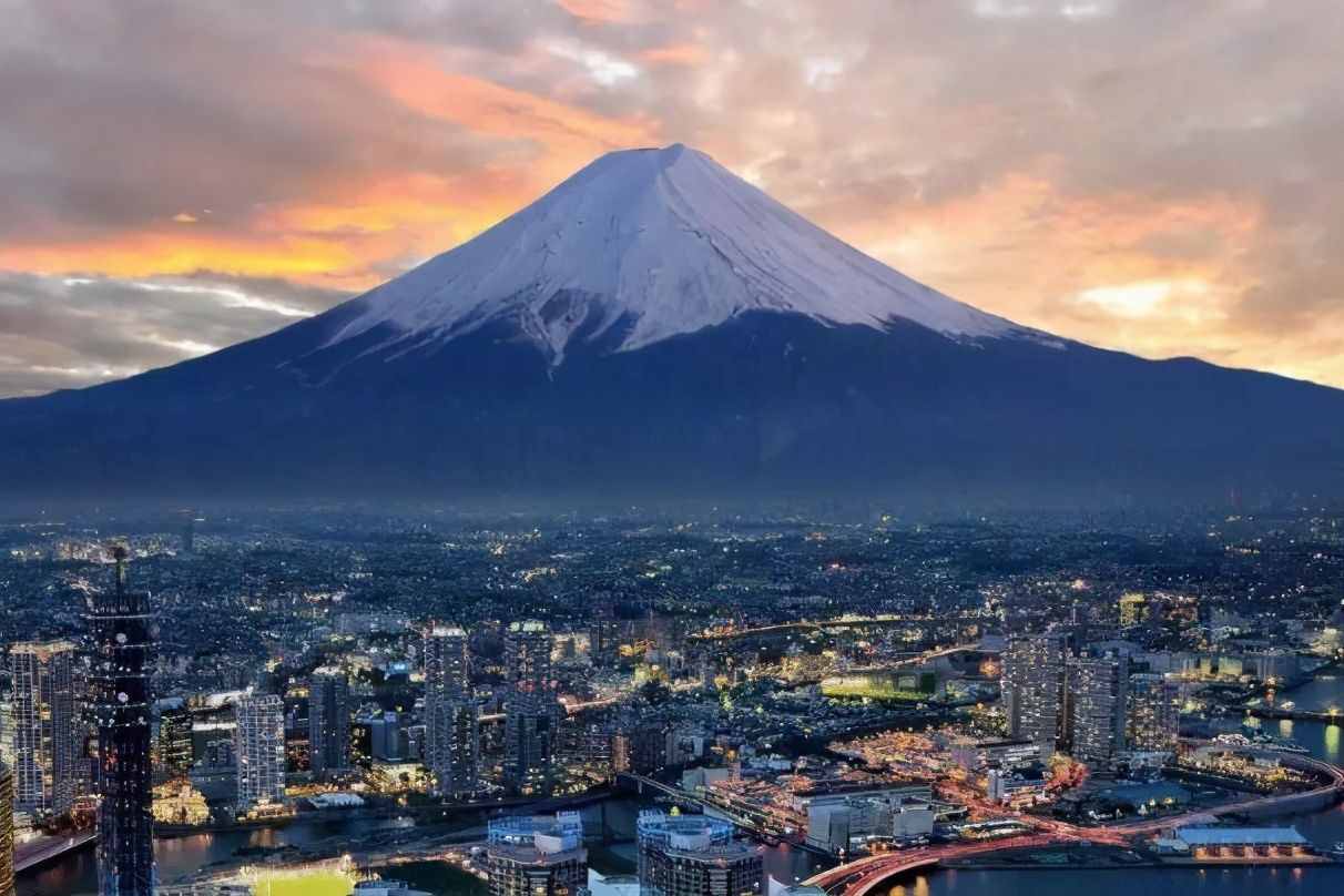 二战末期苏联的“引爆富士火山”、打败日本计划，真的可行吗？