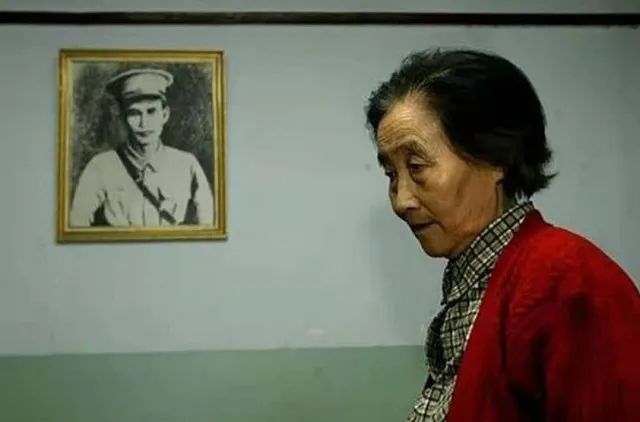刘志丹英年早逝，妻子被逼跳崖幸运生还，唯一的女儿终成国家栋梁
