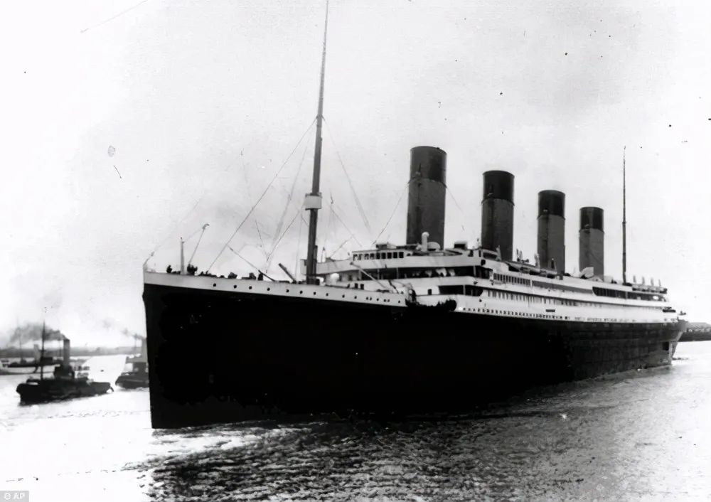泰坦尼克号沉没108年，船上财宝无数，为何至今都不打捞？