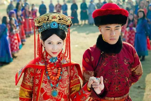 清朝唯一怀着孩子嫁皇帝的女人，地位高于孝庄，结局却无比凄惨！