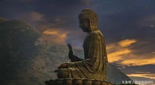 我国到处都是佛教神像，却很少见道教神像，这是为何？