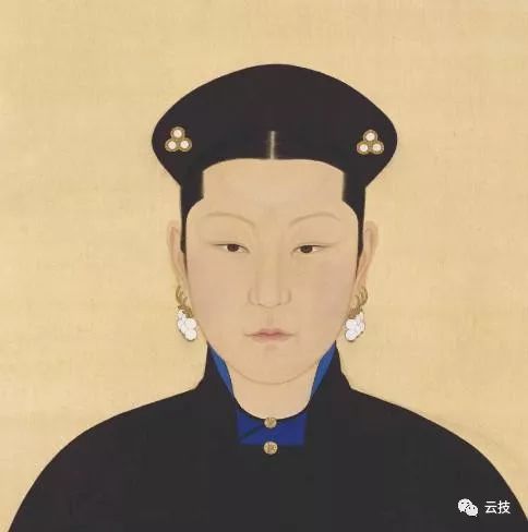 清朝的女子的真实发型，绝对不是清宫剧里那样！