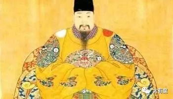 为什么明朝的皇帝都很胖？ 清朝的皇帝却都瘦的可怜？