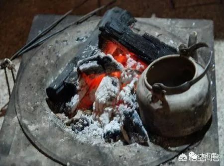 为何古人用炭火盆取暖，却不会一氧化碳中毒？