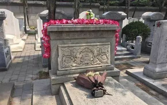 林徽因墓碑被砸，儿子却不主张修复，原因是什么？
