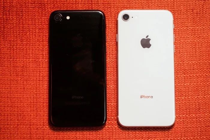 服了苹果，iPhone 9又回来了！