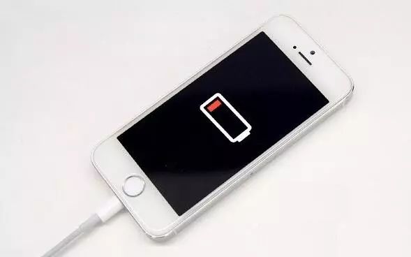 苹果：想iPhone上大电池？不存在的！
