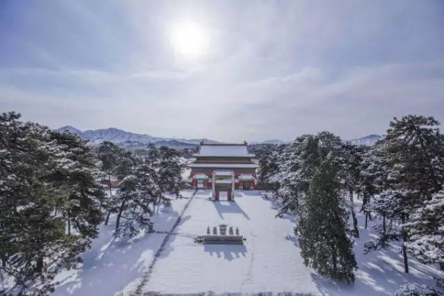 细说清西陵：雪中的皇陵