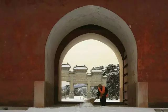 细说清西陵：雪中的皇陵