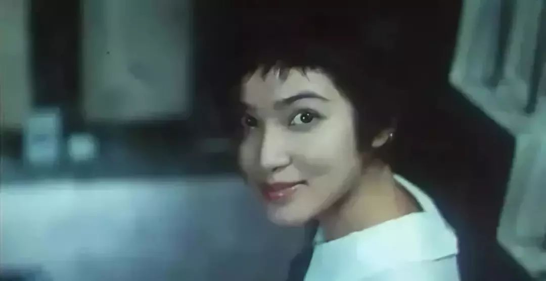 曾单恋古天乐多年的TVB冻龄女神，一复出便惊艳了观众！