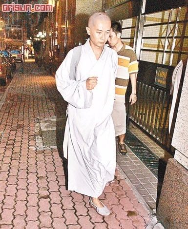 TVB富二代演员撇下300亿家产选择出家做和尚，终成一代高僧！