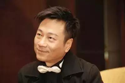 黎耀祥转战内地拍戏，一部戏比在TVB一年的片酬都高，下月回TVB拍时装剧