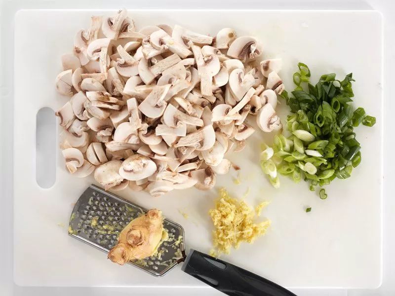香菇的7种吃法，鲜美爽滑，总有一款你喜欢！