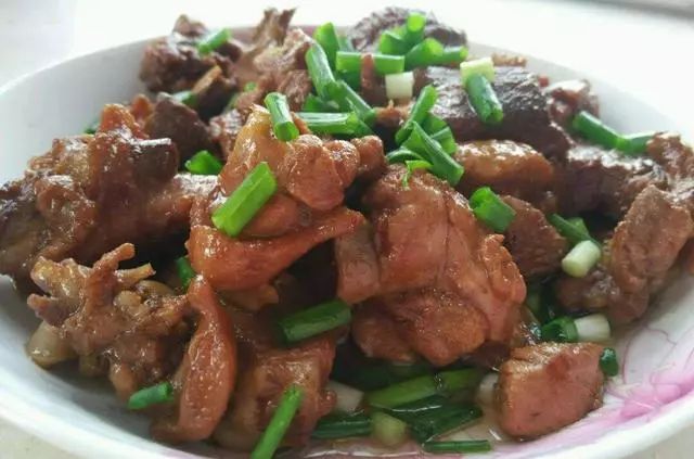 粤菜陈皮鸭，浓郁甘香、开胃润肺，最适合秋季养生的一道菜！