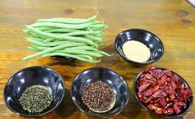 干煸四季豆的制作小技巧，掌握这一点，干香辣爽，开胃又下酒