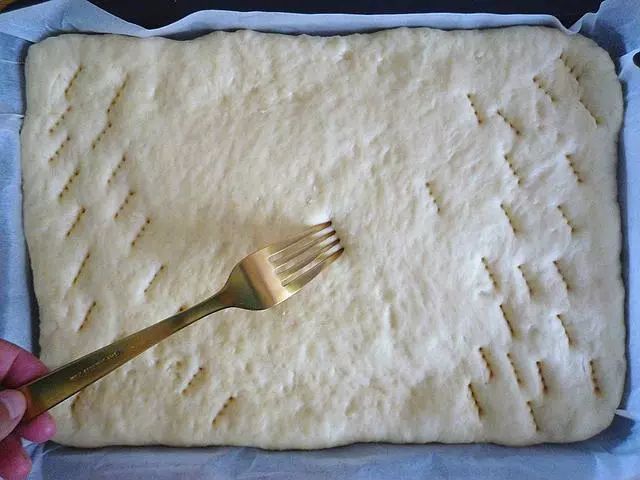 最受欢迎的肉松面包卷，在家也能做，怎样做表皮不会开裂，小技巧都在这里！