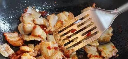 干锅杏鲍菇，让美味一起见证美好，简单易做，越吃越香越有味