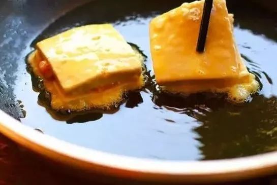 客家酿豆腐的新做法，香而不腻，吃一口满嘴香！