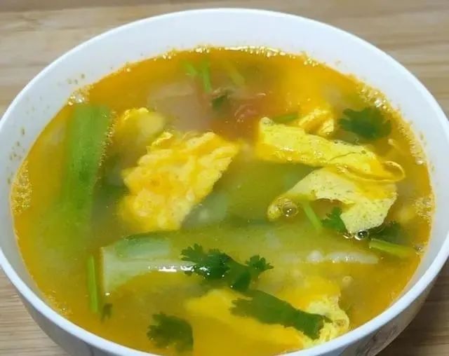 丝瓜的4种广东做法，有菜有汤，清淡营养又下饭，好吃不重样！