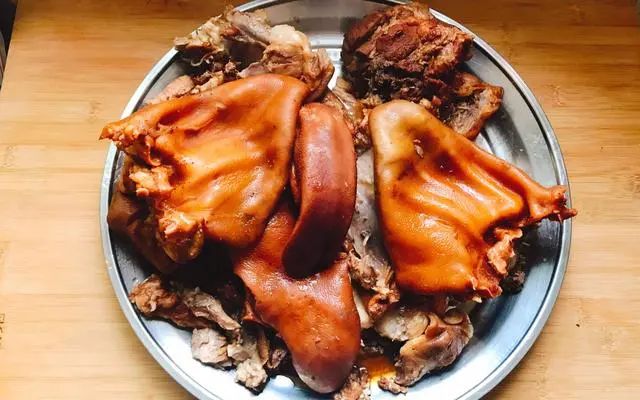 猪头肉最好吃的6种做法，总有一种你喜欢，肥而不腻，做法都简单！