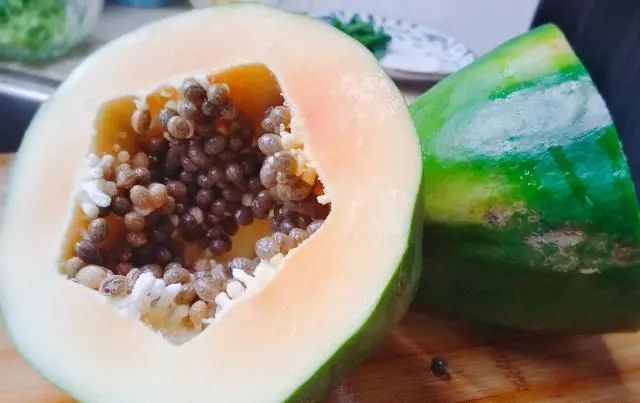 木瓜最好吃的3种做法，简单美味又馋人，看看你喜欢哪种吃法？