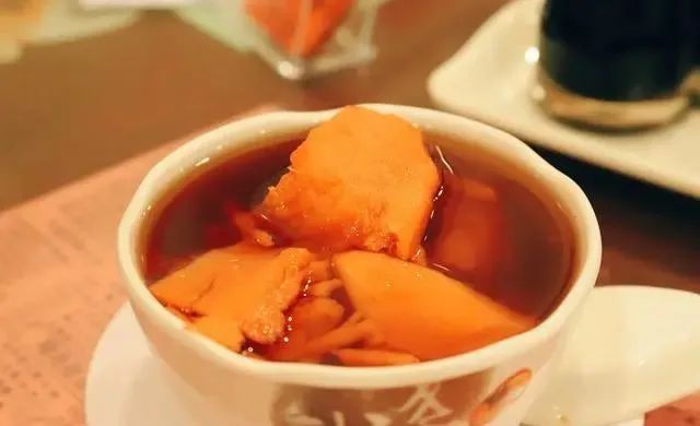 广东人最喜欢吃的9款糖水，秘方和做法无保留分享，清甜又滋润，款款经典！