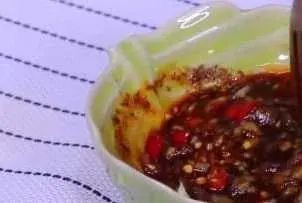 青椒皮蛋的正确做法，清爽下饭，美味挡不住，做法还简单！