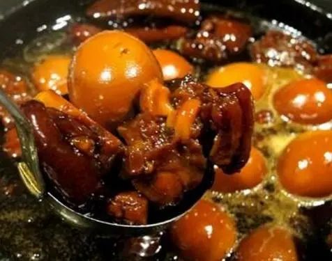 广东传统名菜<猪脚姜>，外省人的黑暗料理，广东人的人间美味!