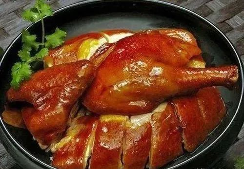广东人最爱吃的3种鸡的做法，原汁原味又简单，鸡肉嫩滑，爱吃鸡的你赶紧收藏吧！