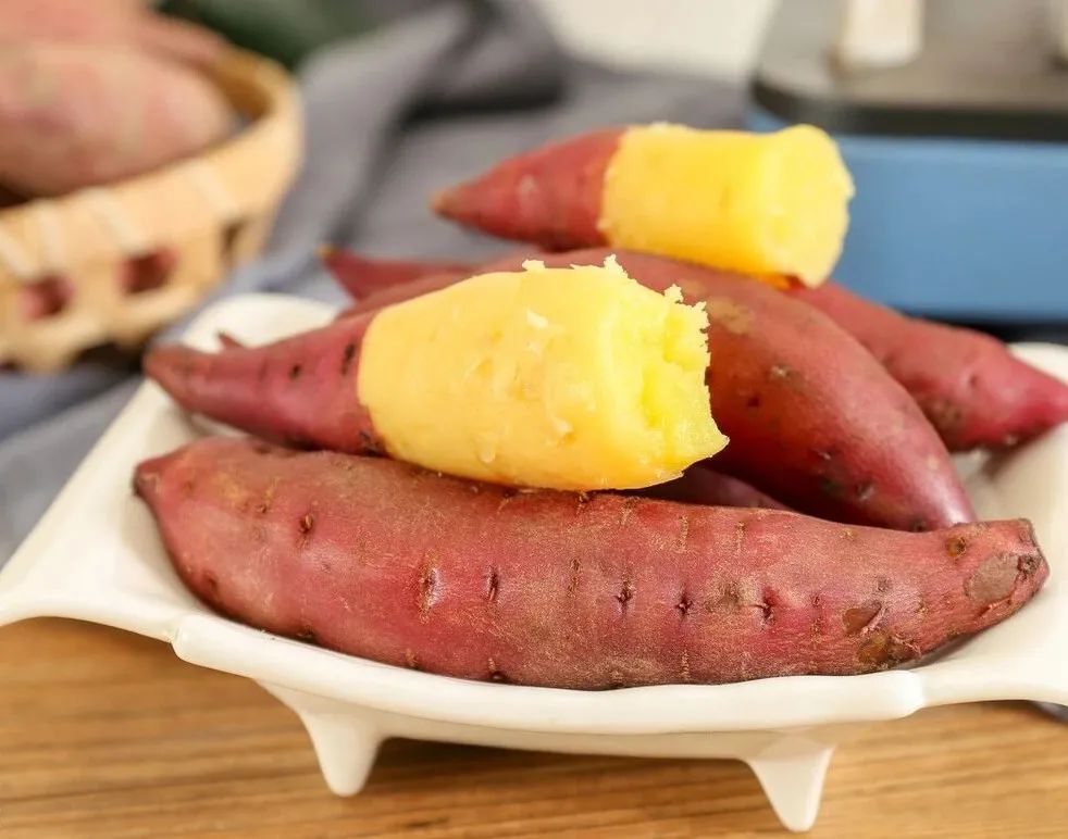 蒸红薯时多加1个步骤，保证软糯好吃更香甜！
