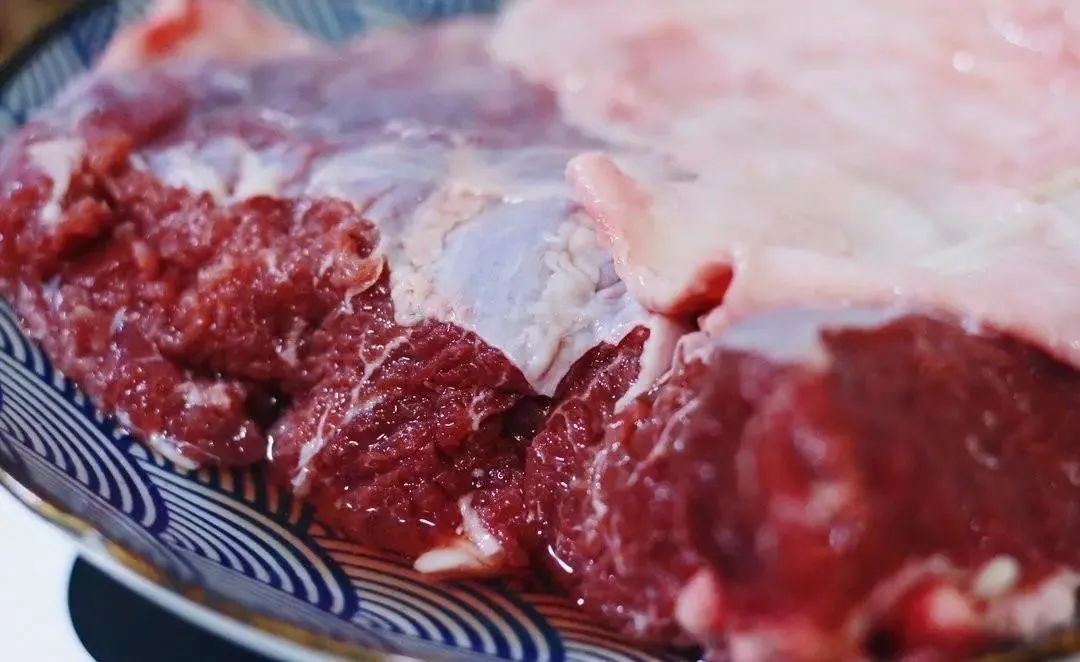 这才是红烧牛肉最好吃的做法，肉香浓郁，软烂入味不塞牙！