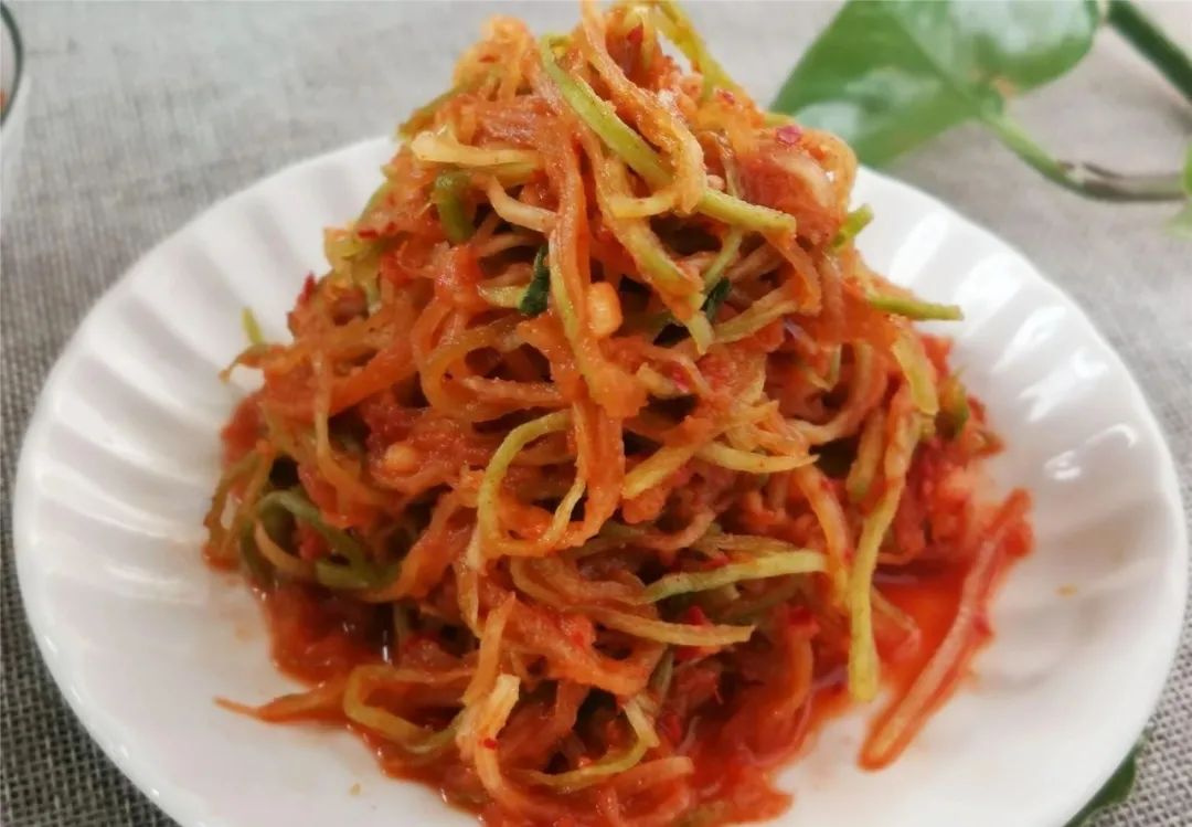 6道腌萝卜咸菜的传统做法，腌好就能吃，酸辣脆口，简单又美味，喝粥吃面条配馒头最开胃！