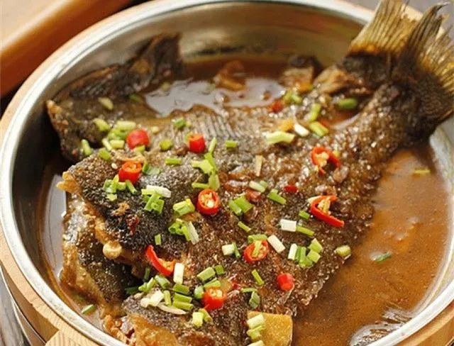 年年有鱼年夜饭里不能少，6道鱼的经典做法，口味多样，鱼肉鲜美入味，寓意吉祥又美味！