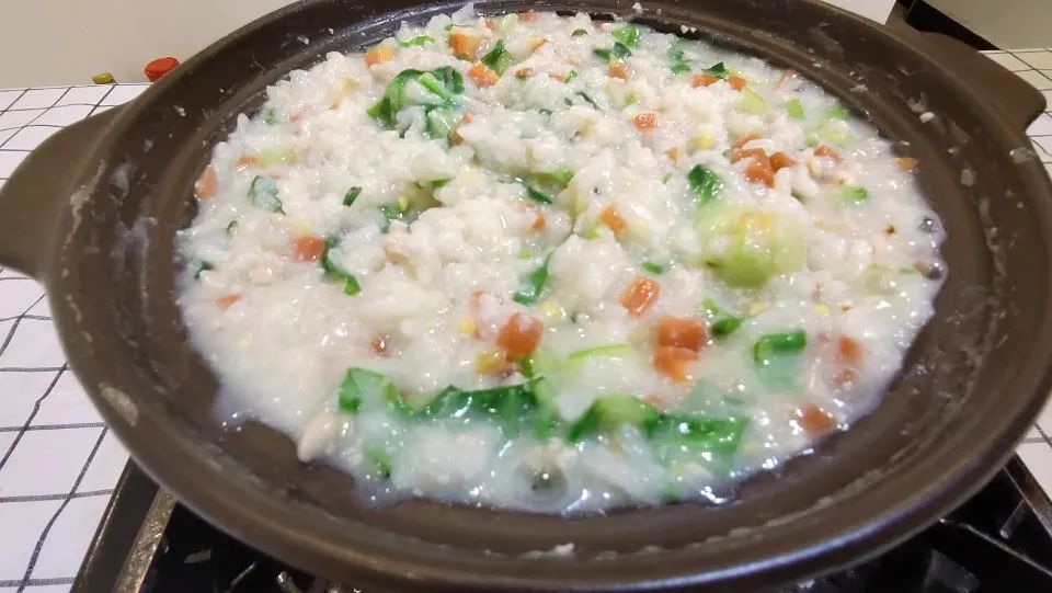 熬米粥最好吃的做法，先别急着下锅煮，多加这1步，米粥粘稠绵密顺滑，又香又浓真好喝！