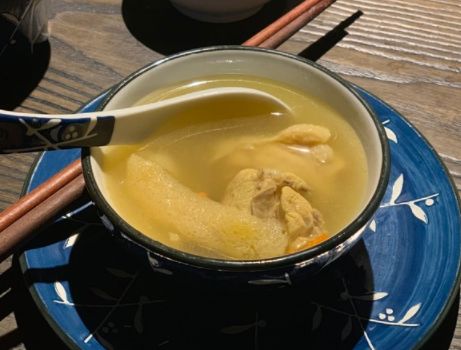 夏天汗多消耗大，竹荪鸡汤的家常做法，汤鲜味美又好喝，滋补又消暑！