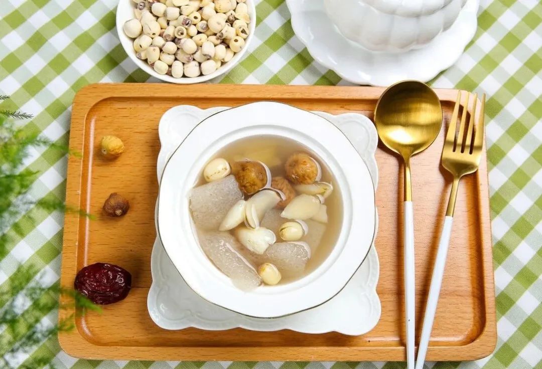 最适合秋天喝的6道润肺汤做法，清甜可口、滋阴生津去秋燥，秋季常喝身体好！