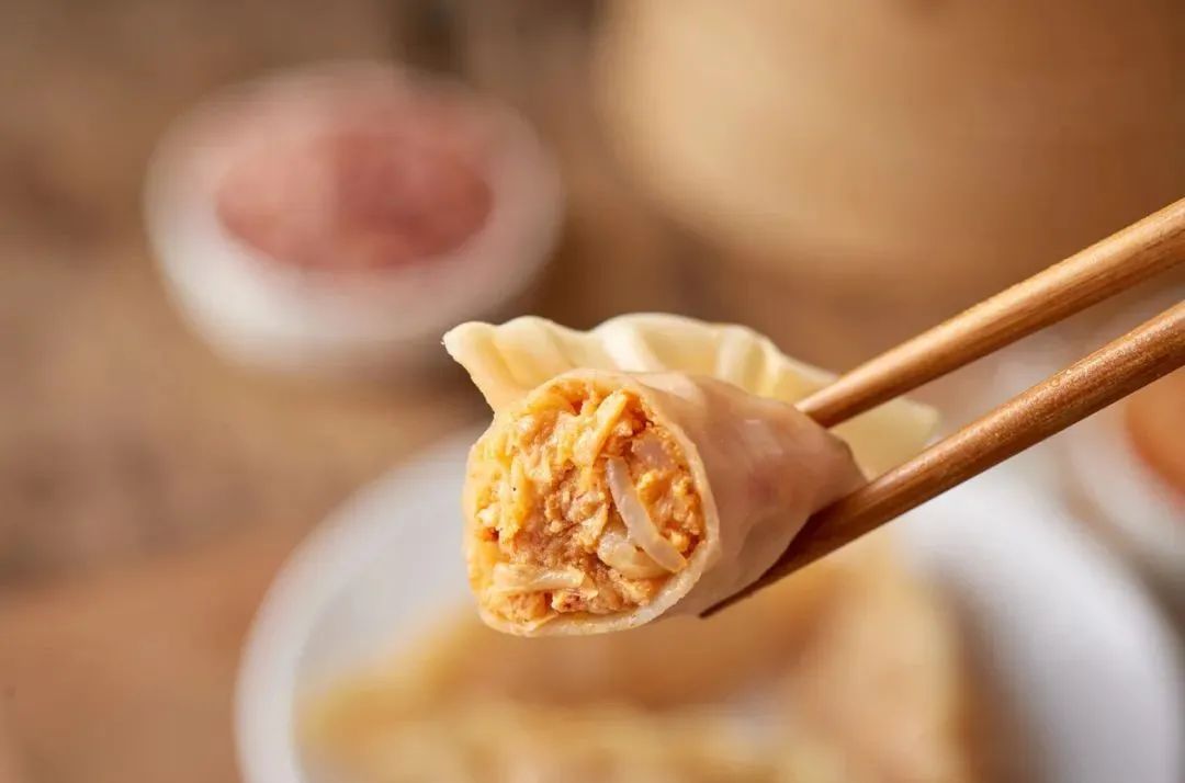最适合秋天吃的3种饺子馅做法，增营养防秋燥，皮薄馅多鲜嫩多汁，“贴秋膘”又解馋！