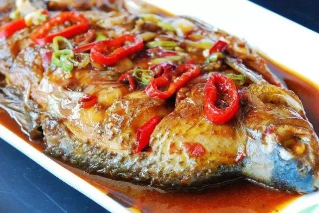 鱼肉最好吃的5种家常做法，红烧糖醋蒸都有，鲜嫩入味又解馋，滋补不上火！