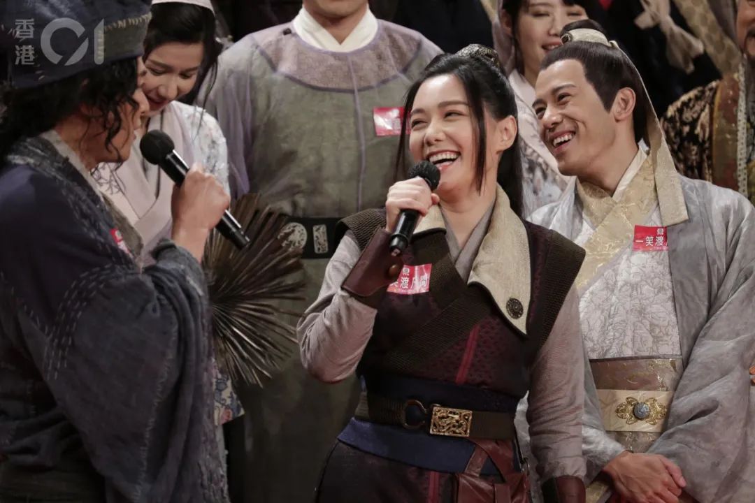 TVB古装剧《一笑渡凡间》即将开拍，​女主汤洛雯回应马国明密谋于台庆求婚传闻
