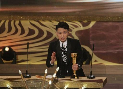 顶上做男一！25岁TVB力捧男星暂别《爱回家》，顶替王祖蓝拍古装喜剧！