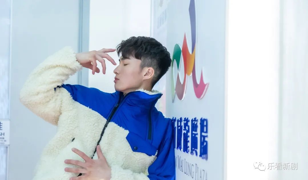 TVB五小生受力捧，获网友冠以“千禧五虎”称号