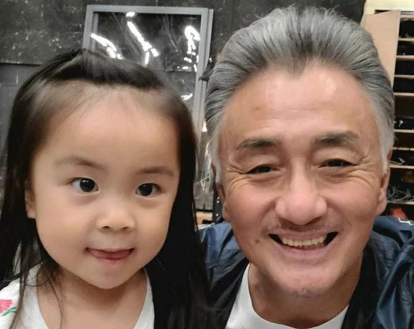 TVB新剧《宝宝大过天》下月播出，马国明“初为人父”，岑丽香产后回归