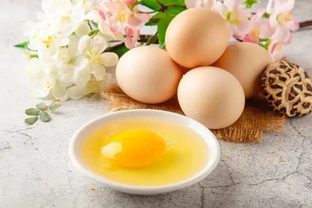 一天吃一个鸡蛋，对身体是好是坏？看看营养专家怎么回答