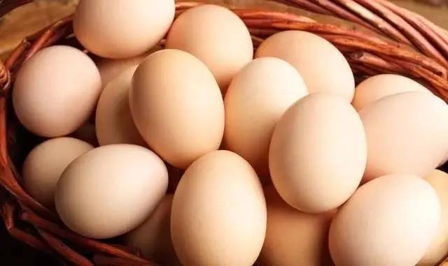 每天早上吃一个煮鸡蛋对身体有益吗？