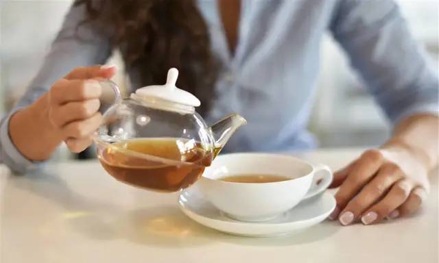 喝茶有什么好处？茶的功效和禁忌