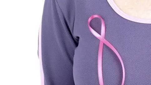 乳腺结节是乳腺癌的“近亲”？医生：有一种，发现了要立马切