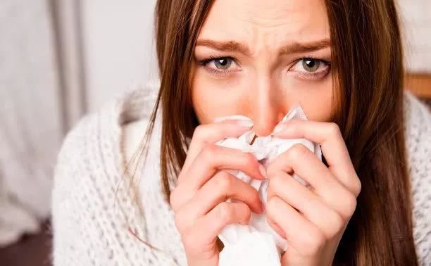 深冬易患咽炎咳嗽不断？医生：多喝3碗水，止咳利咽不再咳嗽！
