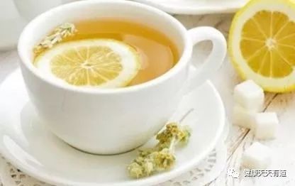 热柠檬水能抗癌？专家告诉你答案，看完你就知道了！