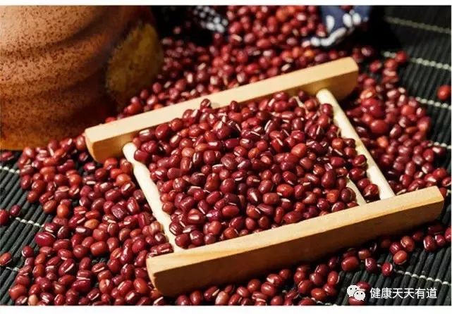 中医忠告：红豆和它是“天敌”，若同食可能激活癌细胞，早治早好