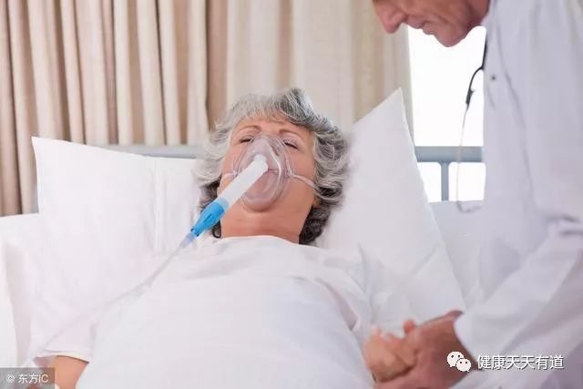 老年肺气肿该怎么处理